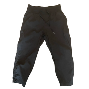 Lululemon Studio Joggers Cropped